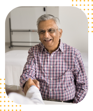 A healthy old man meeting a medical expert.